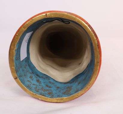 JOLIE BOUQUETIERE EN FAIENCE EN FORME DE...
