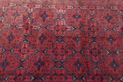 
IMPORTANT TAPIS YOMOUD-BOUKHARA (Turkmen)




velours...