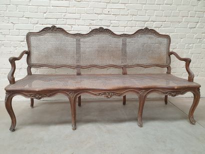TRES BEAU MOBILIER DE SALON CANNE COMPOSE...