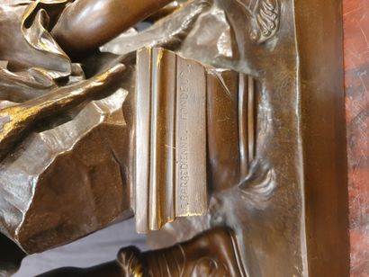 VERY BEAUTIFUL BRONZE SCULPTURE 