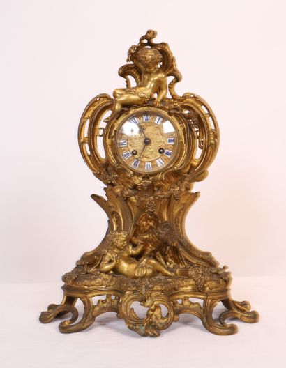 VERY NICE GOLDEN BRONZE ROCAILLE HANGER decorated...