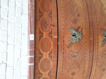 A TRANSITIONAL STYLE ROSEWOOD VENEERED HALF...