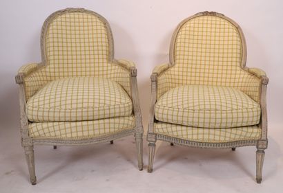 SET OF TWO LOUIS XVI ARMCHAIRS

With rounded...