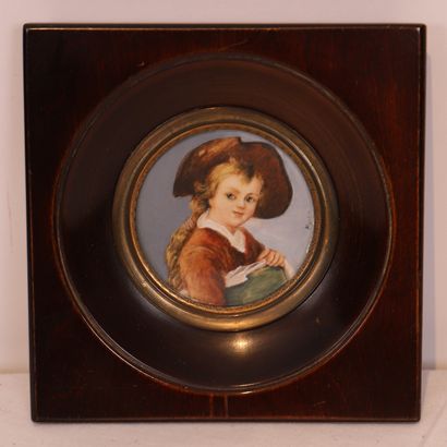 PAULIN
SMALL MINIATURE WITH CIRCULAR VIEW...