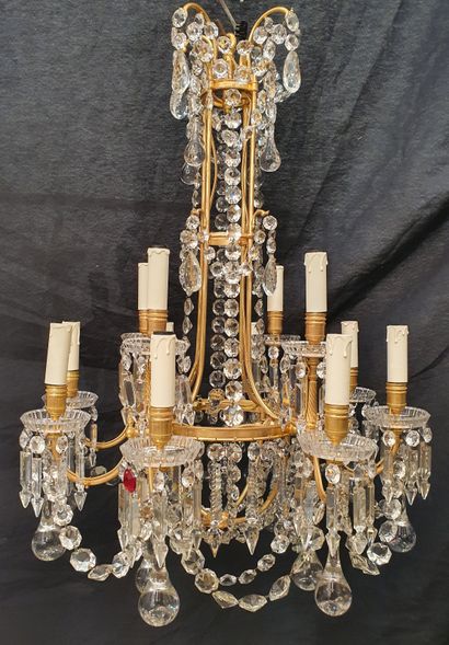 BACCARAT
TRES RARE ET BELLE PAIRE DE LUSTRES...