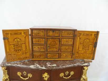 RARISSIME ET EXCEPTIONELLE CABINET DE VOYAGE...