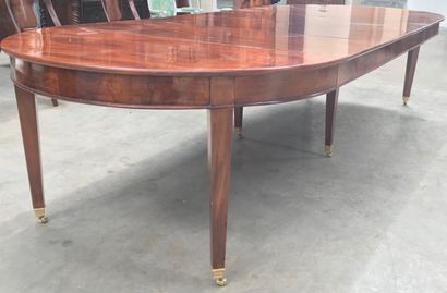 RARE AND LARGE DIRECTOIRE DINING TABLE In...