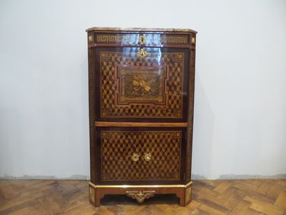 MAGNIFICENT STRAIGHT SECRETARY IN ROSEWOOD...