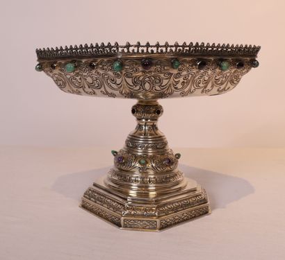TRES BELLE COUPE EN ARGENT SUR PIEDOUCHE...