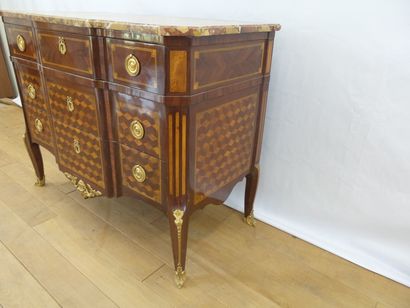 CHARMING LITTLE RECTANGULAR CHEST OF DRAWERS...