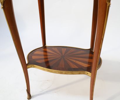 A small veneer middle table with an oval...