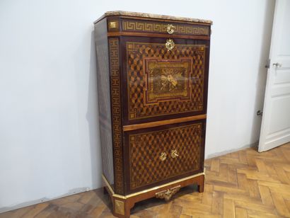 MAGNIFICENT STRAIGHT SECRETARY IN ROSEWOOD...