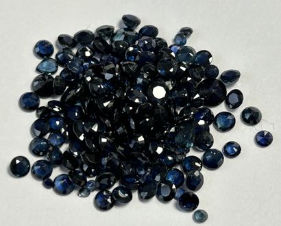 A BATCH OF 30-CARAT CALIBRATED SAPPHIRES...