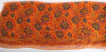 CHANEL
Silk shawls with floral and foliage...