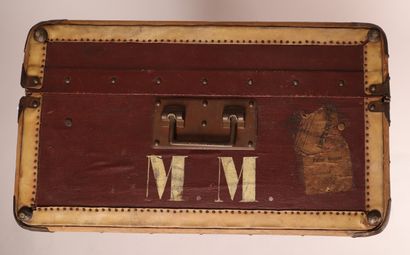 ELEGANT BORDEAUX TRAVELLING CASE by LAVOLAILLE,...