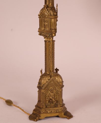 PAIR OF NEO-GOTHIC LAMPS
Gilded brass tripod...