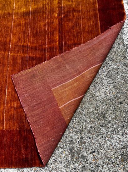 LARGE MODERN ORIENTAL RUG
Modern hand-knotted...