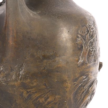 PAIR OF VASES after François MOREAU (1858-1931)
Regula...