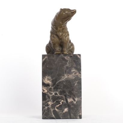 SEATED BEAR