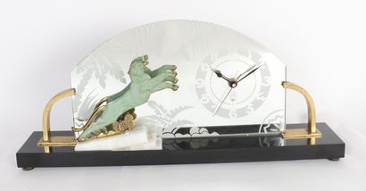 ART DECO CLOCK, 1930S-50S
Clock on black...