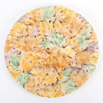 DISH WITH LEAF DESIGN, NINA RICCI.
Ceramic...