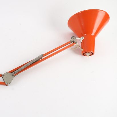 ARTICULATED ARCHITECT'S LAMP
Vintage orange...