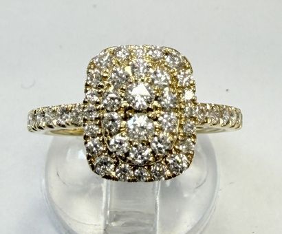 ART DECO-STYLE YELLOW GOLD RING SET WITH...