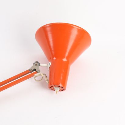 ARTICULATED ARCHITECT'S LAMP
Vintage orange...