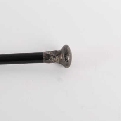 BLACK LAQUERED CANE, XIXth - XXth CENTURY
Black...