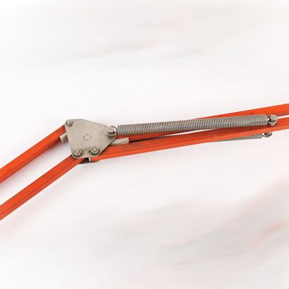 ARTICULATED ARCHITECT'S LAMP
Vintage orange...