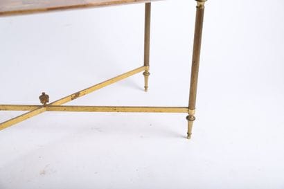 LOW LIVING ROOM TABLE in the taste of Aldo...