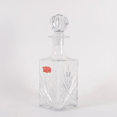 LORRAINE CRAFT WHISKY SET
Hand-cut crystal...