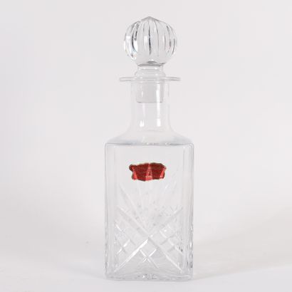 LORRAINE CRAFT WHISKY SET
Hand-cut crystal...
