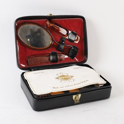 SOCO TRAVEL KIT
Complete set including three...