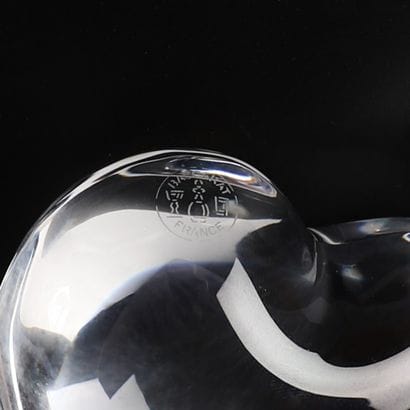 SET OF TWO PAPERWEIGHTS, BACCARAT
Crystal...
