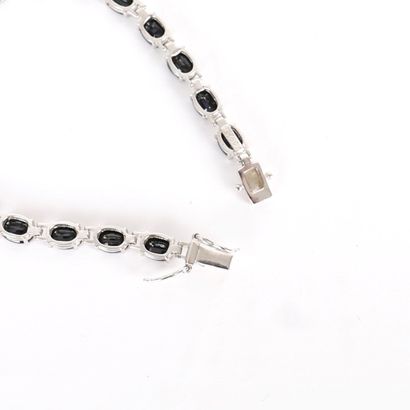 SILVER BRACELET WITH BLUE STONES
Silver bracelet,...
