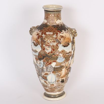 SATSUMA STYLE ENAMELED PORCELAIN VASE JAPAN
Vase...