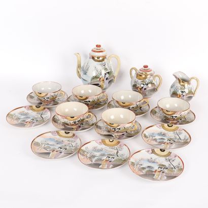 JAPANESE TEA SET
Japanese porcelain tea service...
