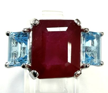 ART DECO-STYLE RING IN WHITE GOLD SET WITH...