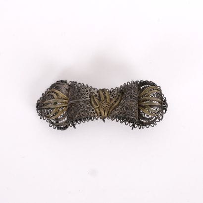 OPENWORK METAL BELT BUCKLE FOR WOMEN
Bow-shaped...