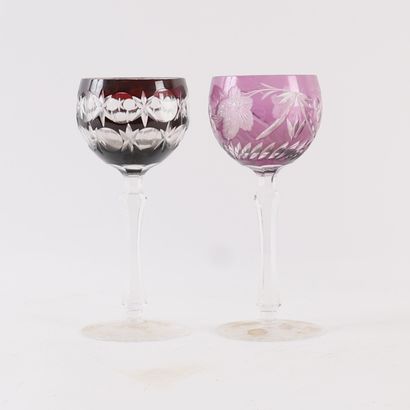SET OF 5 CRYSTAL WINE GLASSES AND 3 LIQUEUR...