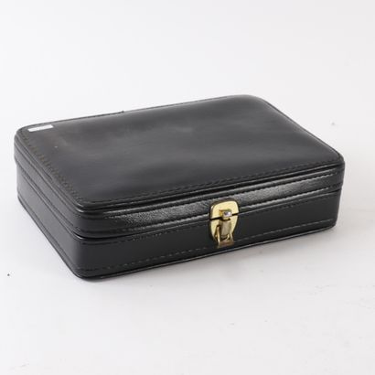 SOCO TRAVEL KIT
Complete set including three...