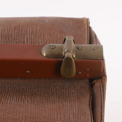 LARGE VINTAGE GLADSTONE DOCTOR'S BAG, 20th...