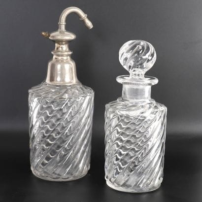 SET OF FOUR PERFUM BOTTLES, 