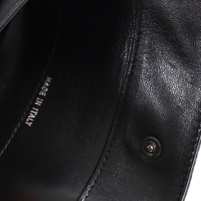 BLACK CHANEL FABRIC WALLET
Chanel 