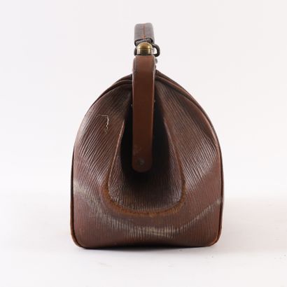 VINTAGE GLADSTONE DOCTOR'S BAG, 20th CENTURY
Brown...