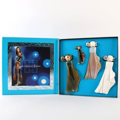 GIVENCHY ORGANZA INDÉCENCE GIFT SET
Contains...