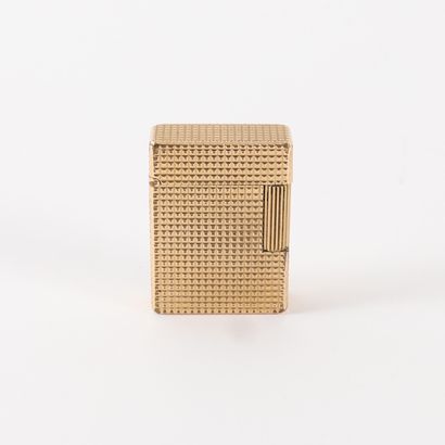 SET OF TWO DUPONT LIGHTERS
- Gold-plated...