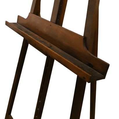 LARGE WOODEN EASEL, 20th CENTURY
H: 210 cm
Good...
