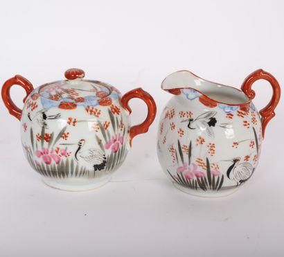 JAPANESE TEA SET
Japanese porcelain tea set...